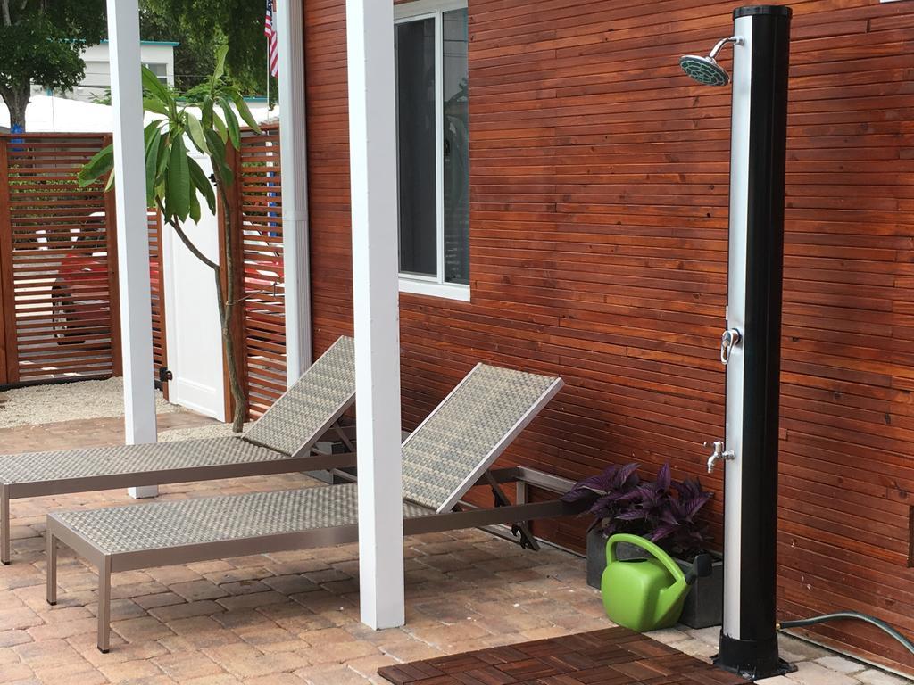 Wave Beach Vacation Rentals Pompano Beach Bagian luar foto