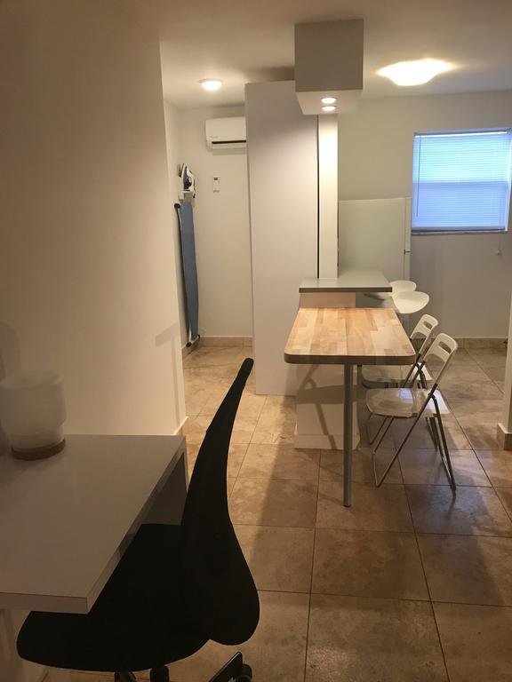 Wave Beach Vacation Rentals Pompano Beach Ruang foto