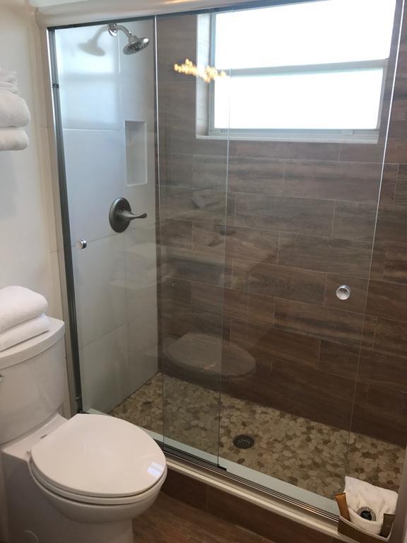 Wave Beach Vacation Rentals Pompano Beach Ruang foto