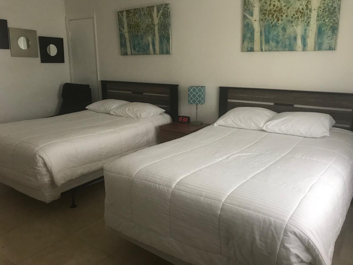 Wave Beach Vacation Rentals Pompano Beach Bagian luar foto